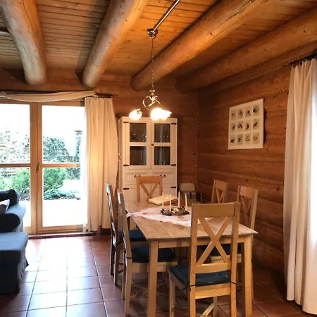 Holiday home Dom W Karkonoszach *